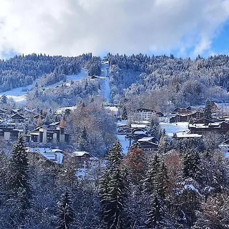 Les Gentianes